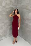Neşeli butik kadın bordo sırt dekolteli metal yaka midi elbise NBK4543