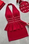 Neşeli butik kadın kırmızı halter yaka taş detaylı mini boy dalgış kumaş peplum elbise NBDF265